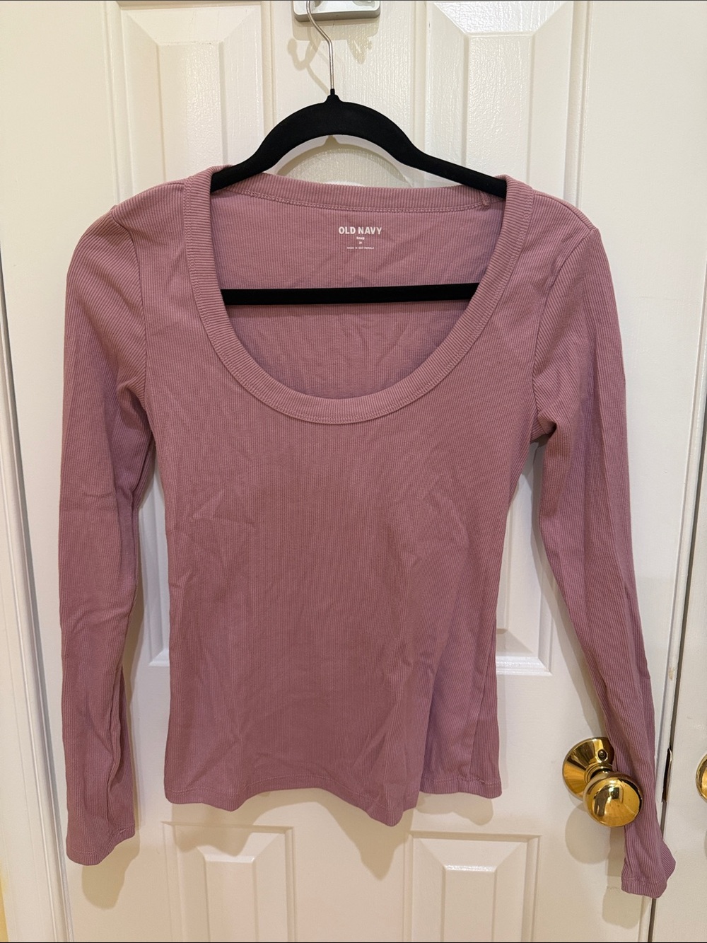 Old Navy Long-Sleeve Scoop Neck Top - Mauve Pink